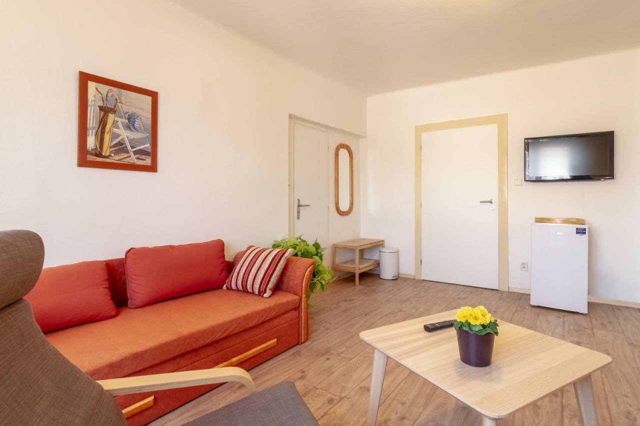 Apartmany U Nemocnice Ceske Budejovice Exterior photo