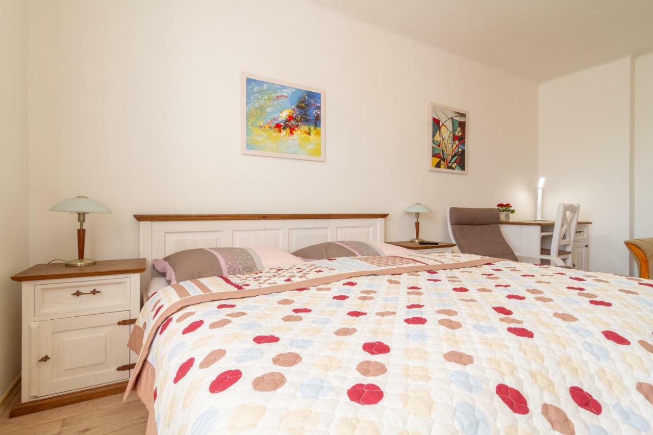 Apartmany U Nemocnice Ceske Budejovice Exterior photo